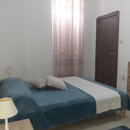 Cosy Apartment By The Sea Birżebbuġa Екстериор снимка
